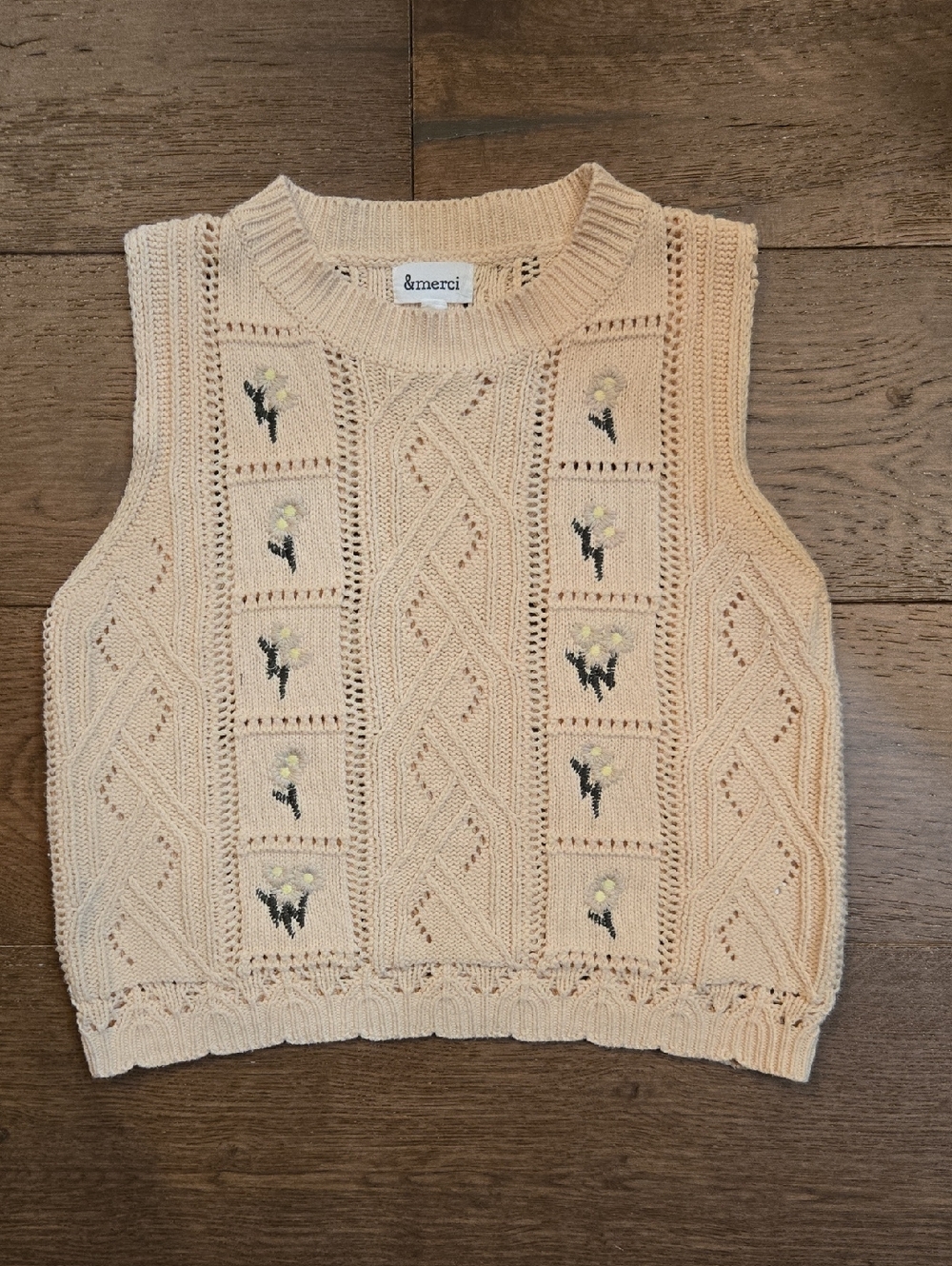 &merci Cream Floral Cable-Knit Crewneck Sweater Vest